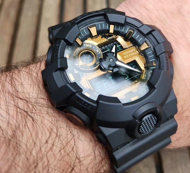ساعت مچی عقربه ای مردانه کاسیو جی شاک مدل ga-700rc-1a